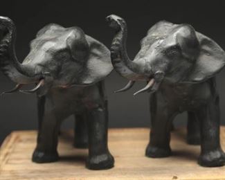Cast Iron Pair of Elephants, Vintage (2)
