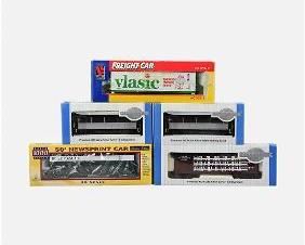 Five Various Brand HO Scale Model Trains