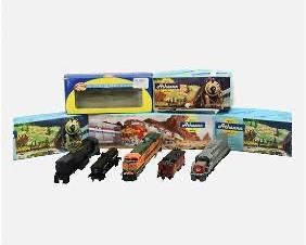 Five Various Brand HO Scale Model Trains
