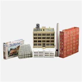 Various HO Scale Buildings and Parts