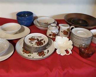 Vintage Plates And Bowls