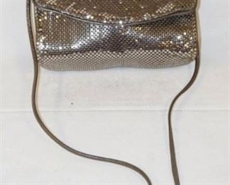 1091	WHITING & DAVIS MESH POCKETBOOK, APPROXIMATELY 6 /2 IN L X 5 IN H X 2 IN
