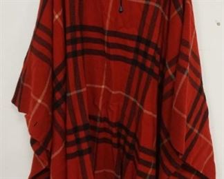 1121	BURBERRY HOODED PONCHO
