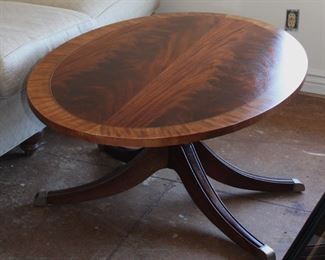 Ethan Allen inlaid wooden coffee table.  A beautiful oval table with eye popping style.  
