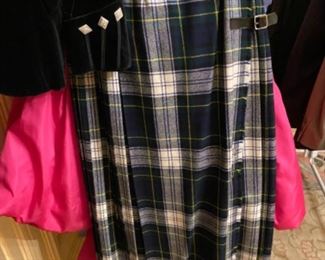 Long kilt with tartan plaid - yellow stripe - from Brown's of Bermuda