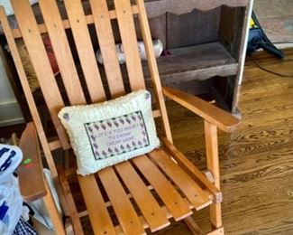 Vintage folding rocking chair