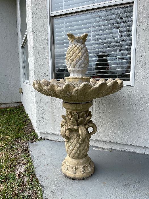 Pineapple Fountain 