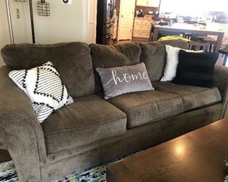 Sofa w/Decor Pillows