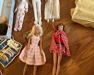 Original Midge Skipper Barbie Ken wigs clothes box MCM Barbie furniture set and case