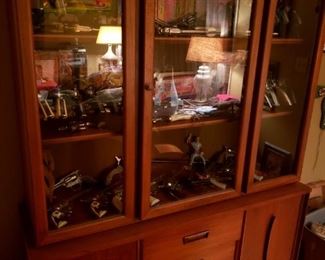 Beautiful immaculate Mid Century hutch