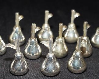 Very cute little mini silver pears-let me know why these exist please. I thing they hold little cards to seat folks at a certain chair at the table.  Good times....like sitting at the kid's table at Christmas, in the other room.   