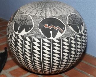 Large multi-pictorial Acoma pottery vase by M. Seymour
