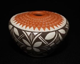 Polychroma Acoma pottery-A. Roy