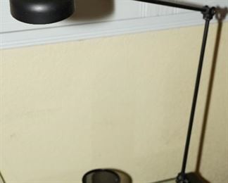 Weighted adjustable black desk light