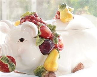 Kaldun & Bogle ceramic pig soup tureen