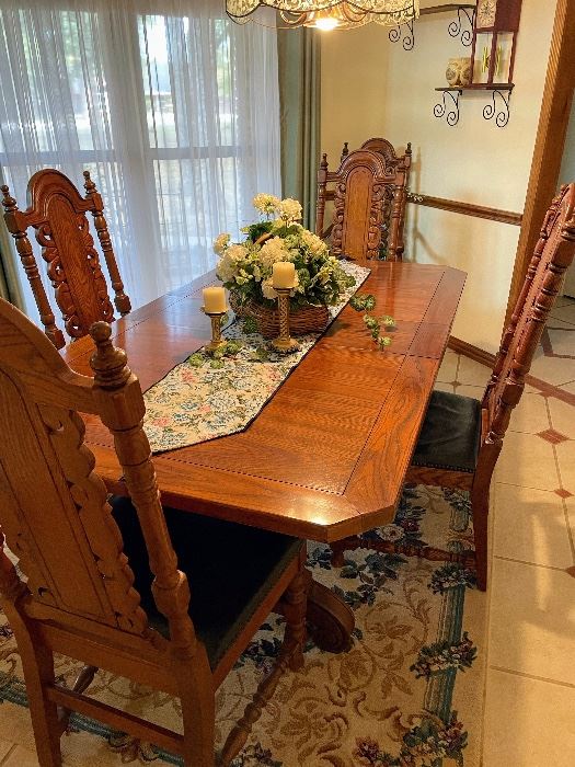 Link-Taylor 1900’s Dining set 