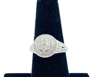 Lot 126
Vintage 1930s Platinum 1.8 Carat Diamond Ring