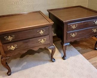 CTBIDS Online Auctions Powered by Caring Transitions of Augusta. "Waverly Wonders" in Augusta, GA Starts Closing Tue 11/29 at 8pm. Pickup on Thu 12/1 2-6pm. Please click here to see more photos, descriptions, and current bids: https://ctbids.com/estate-sale/19074