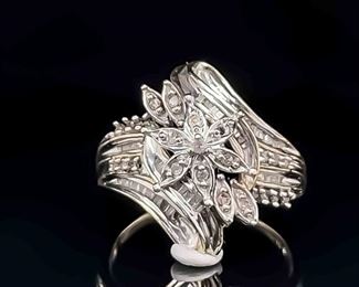 Diamond Cluster Flower Baguette Estate Ring in Two-Tone Gold