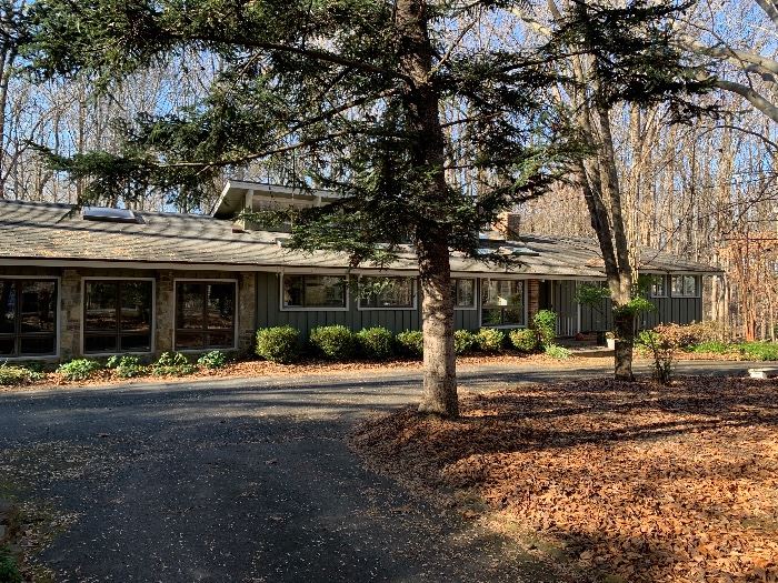 Potomac Estate Sale Incredible starts on 12/9/2022