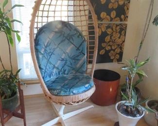 Rattan Hanging Pod Chair with Stand