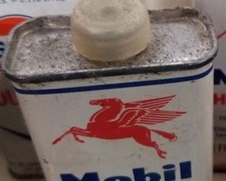 Mobil Oil Can 