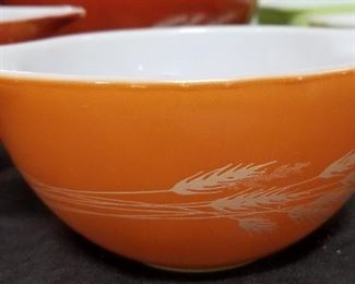 Autumn Harvest Pyrex Nesting Mixing Bowls 