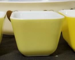 Pyrex Primary Color Yellow Refrigerator Dishes 