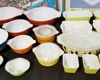 Vintage Pyrex 