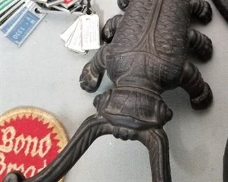 Cast Iron Cricket Boot Jack 