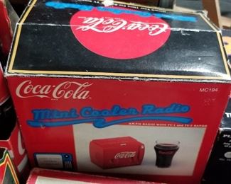 Coca-Cola Mini Cooler Radio 