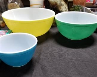 Primary Color Mixing Bowls Pyrex 