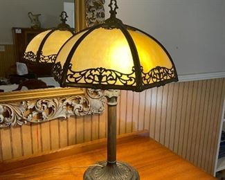 Lot 075-LR: Antique Slag Glass Table Lamp