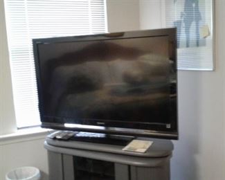 1 of 3 Tv's available