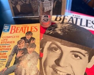 The Beatles 
Posters 
Drinking Glass 