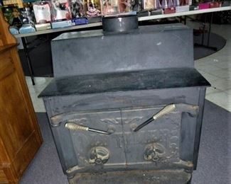 •	Old Timer Cast Iron Stove