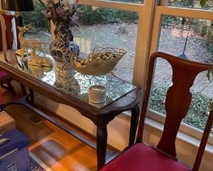 Chairs, console table