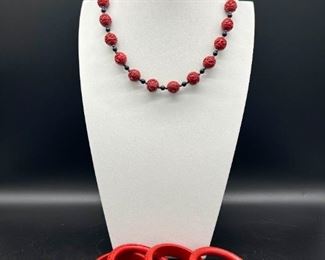 GG033 Vintage Chinese Carved Red Cinnabar and Black Lacquer Floral Bangle Bracelet and Necklace Set