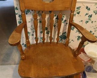 Arm Chair that goes with Kitchen Table