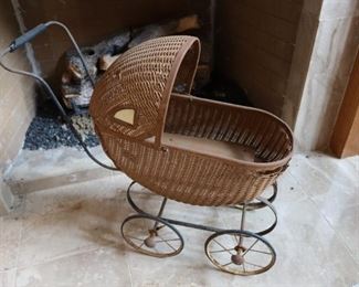 1930's Wicker Baby Doll Carriage 