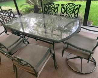 Patio glass top table & 6 chairs