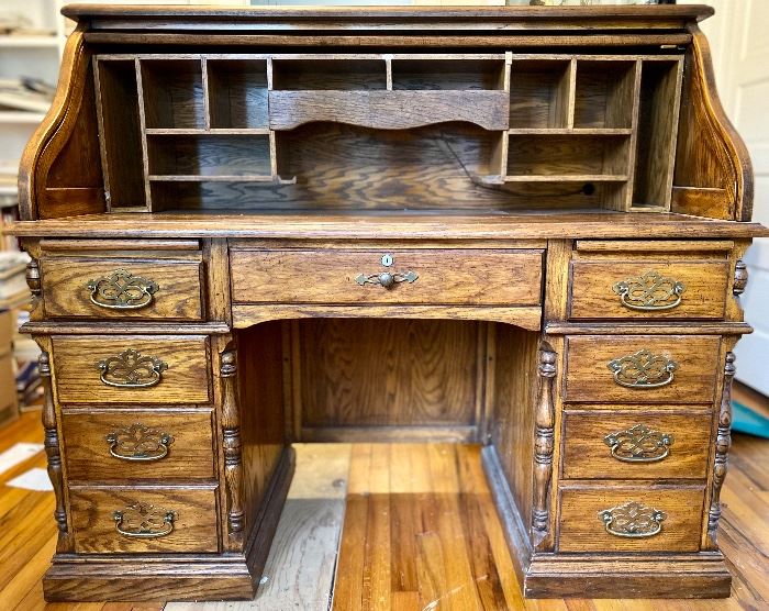 9-Drawer Roll Top Desk 