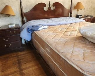 Drexel Queen bed