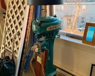 Outboard engine lamp