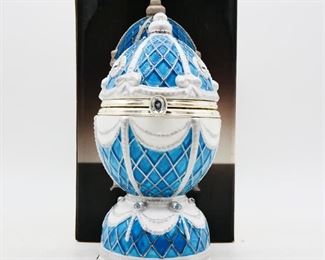 Royal Limited Musical Carousel Egg