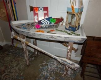 Decor Boat Table with Ore - collectables
