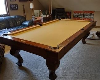 More pictures of pool table