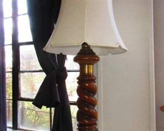 Barley Twist Column Lamp