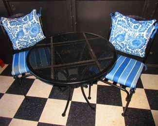 Iron Kitchen Table and Chairs