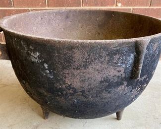 Antique 20" (diameter) cast iron cauldron